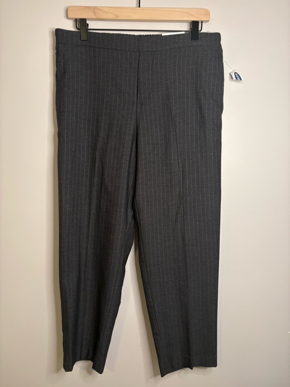 Women’s Old Navy pinstripe pull on stretch trousers size 10 NWT